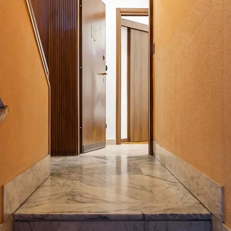 M4 Argonne Duomo Linate Apartament *