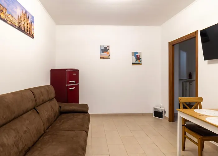 M4 Argonne Duomo Linate Apartamento *
